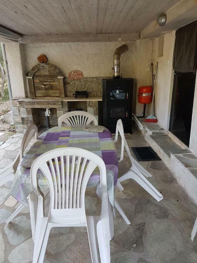Holiday Home Dionysis Хорефто Екстер'єр фото