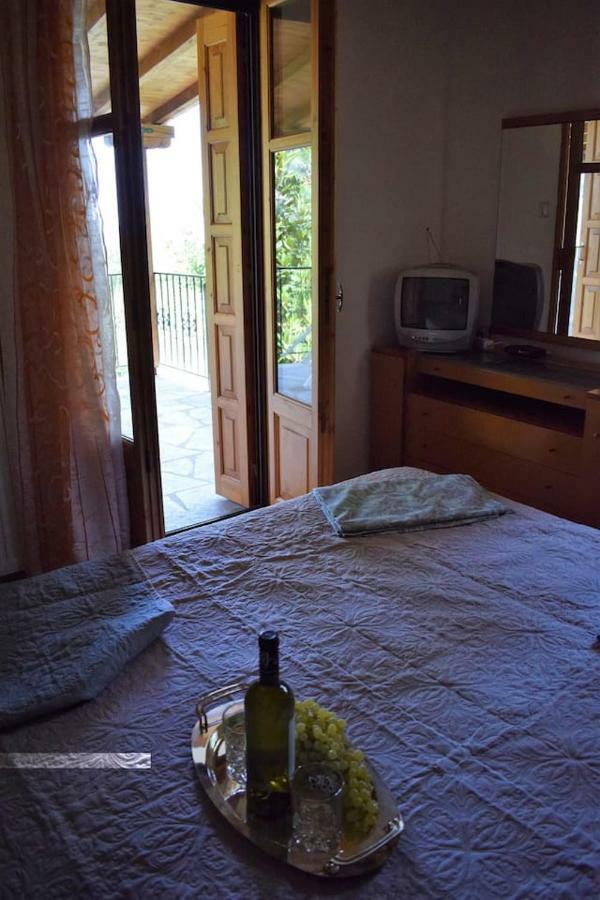 Holiday Home Dionysis Хорефто Екстер'єр фото