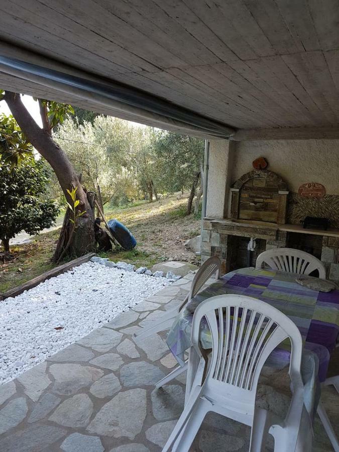 Holiday Home Dionysis Хорефто Екстер'єр фото